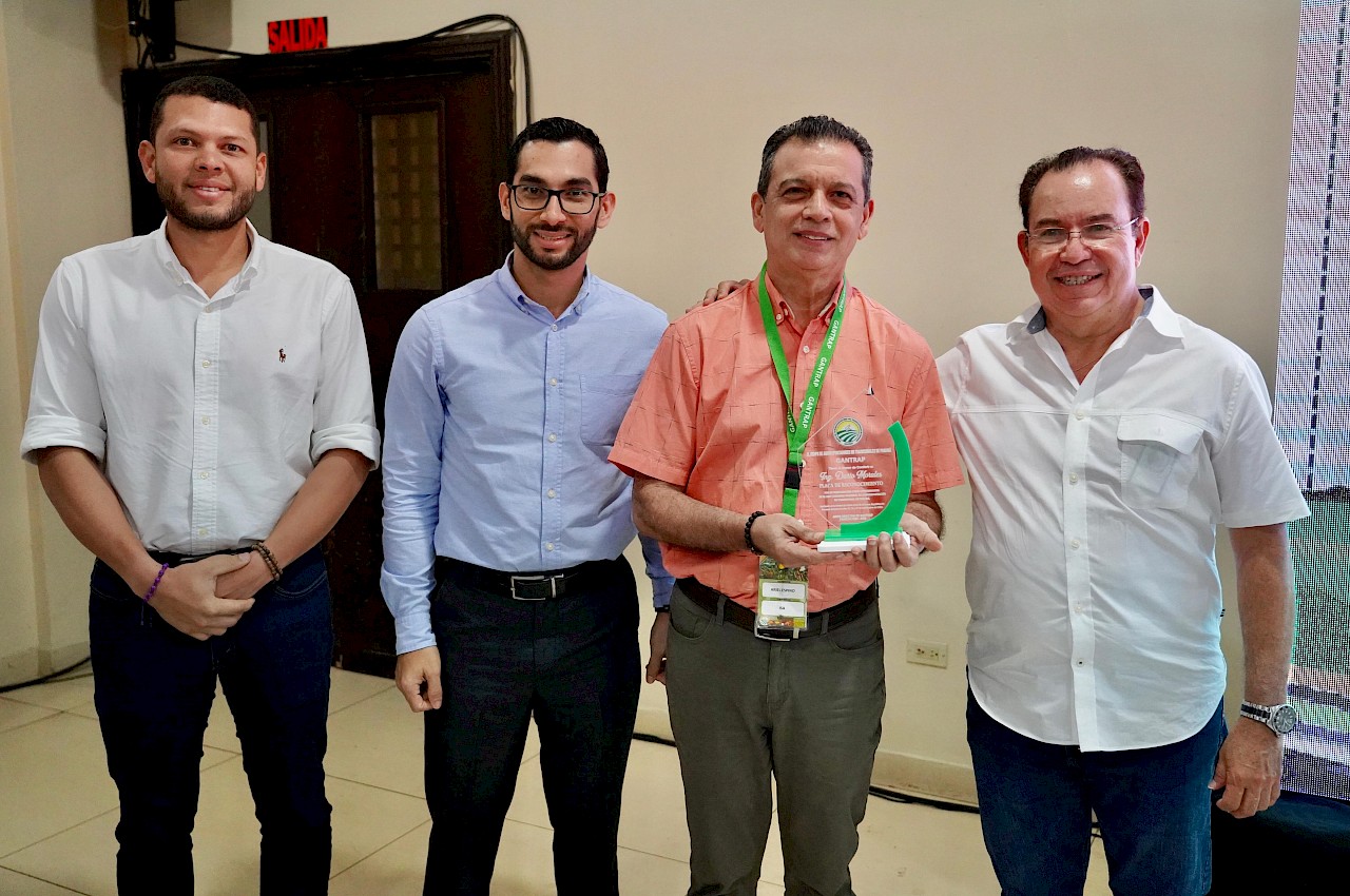 ISA participa del XXIV Congreso Nacional de Agroexportación No Tradicional de Panamá.