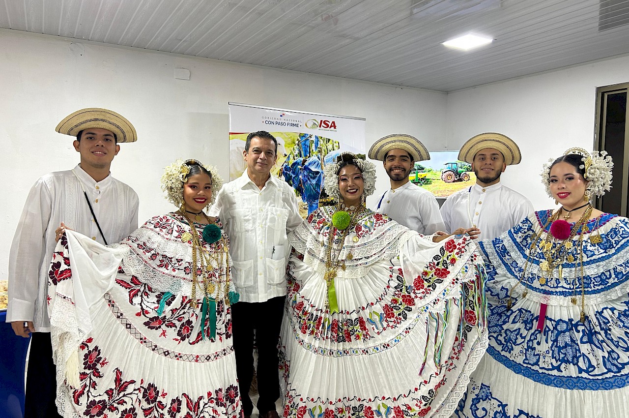 Instituto de Seguro Agropecuario mantiene presencia en feria de Boquete.