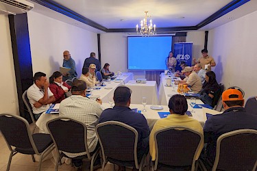 Técnicos del ISA participan en taller sobre ganadería sostenible.