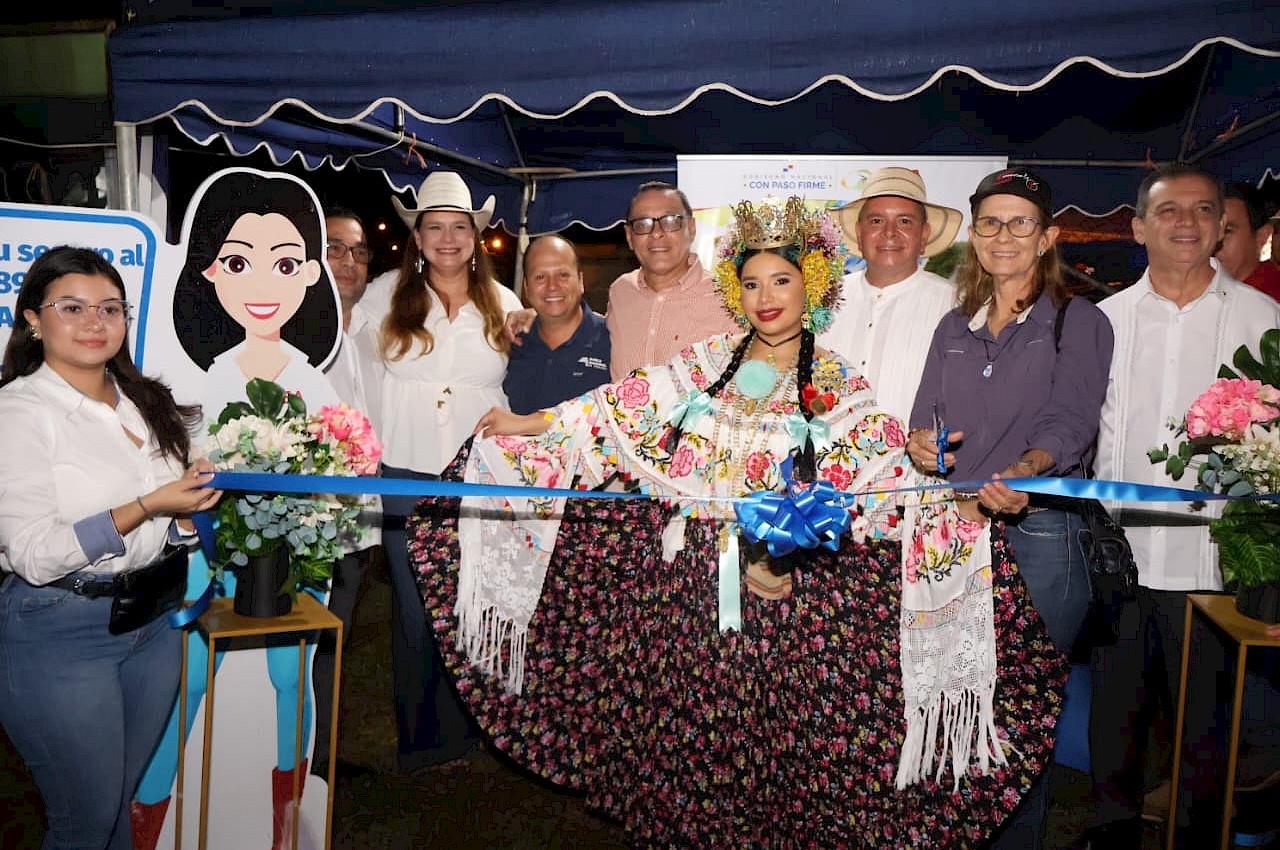 Pabellón del ISA promueve asegurar la inversión en Feria del Ganado Lechero de Monagrillo