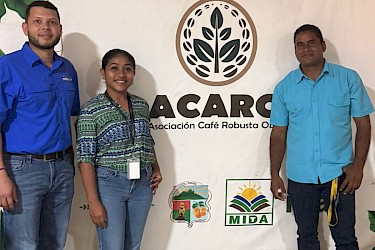 Cafetaleros quedan motivados con beneficios del seguro agrícola del ISA.