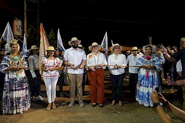 ISA destaca el esfuerzo de los productores durante la inauguración de la Feria de la Naranja.