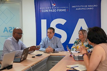 Empresa tecnológica presenta al ISA la plataforma Ganado Tech.