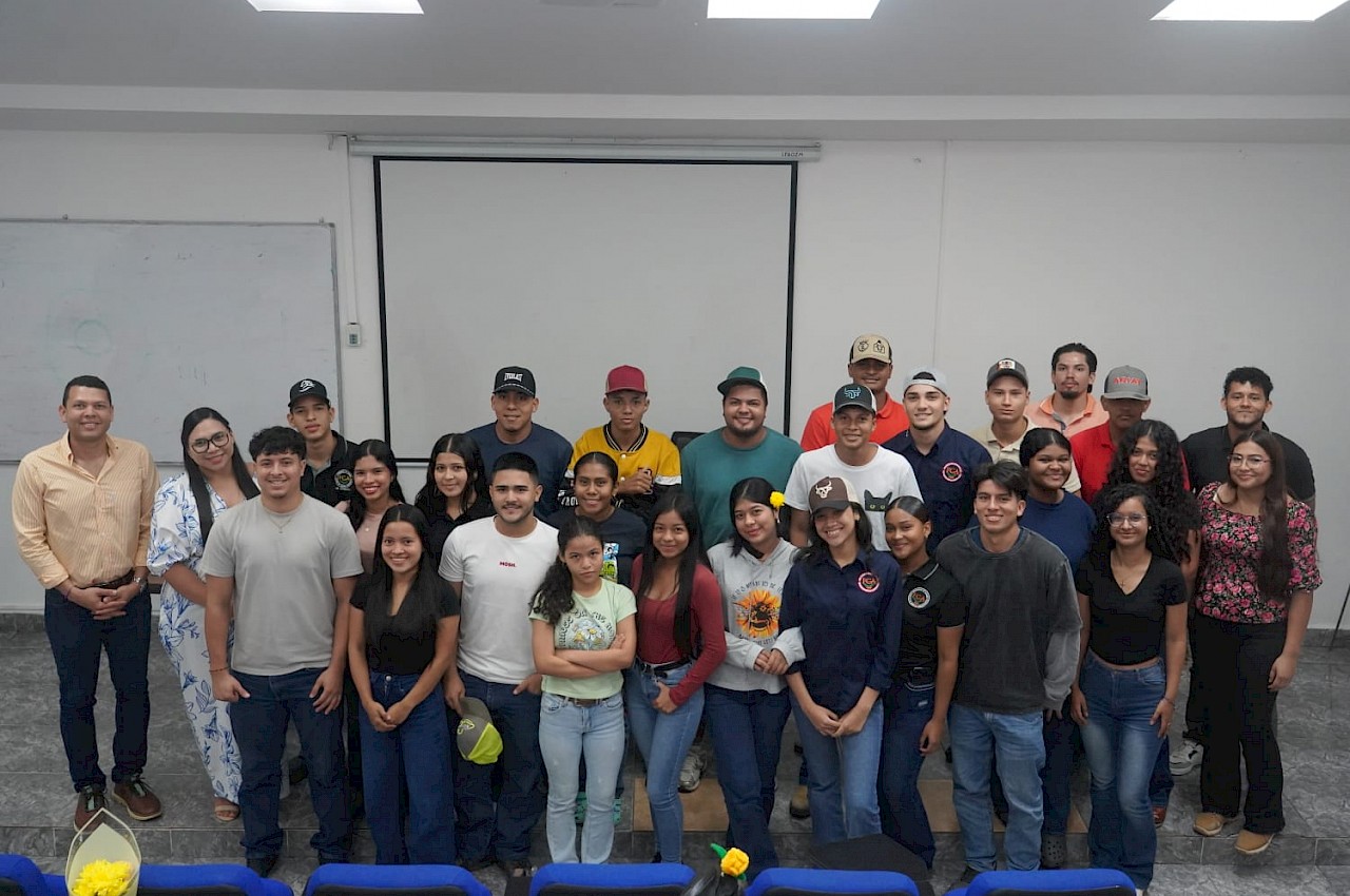 ISA comparte conocimientos con futuros profesionales del sector agropecuario